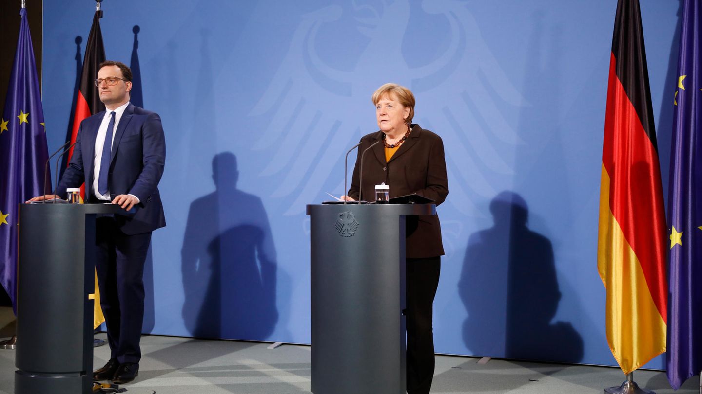 Gesundheitsminister Jens Spahn (CDU) und Bundeskanzlerin Angela Merkel (CDU)